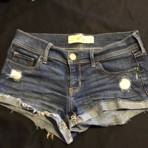Hollister low rise Jean shorts